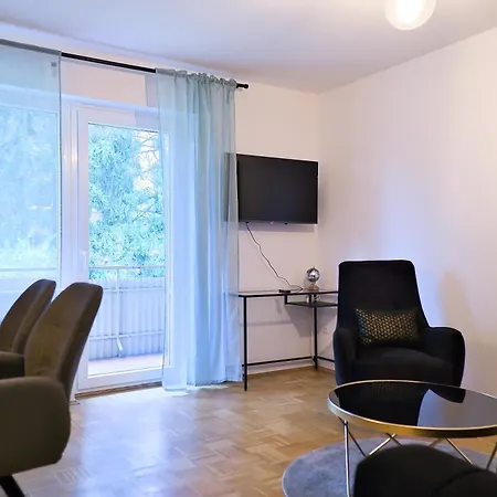 Stilvolle 2 Schlafzimmer Heidegarten, Osterheide, Zentrum *